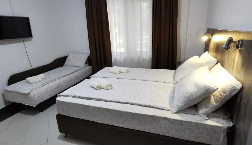 استودیو خانوادگی, Apartments Banjica