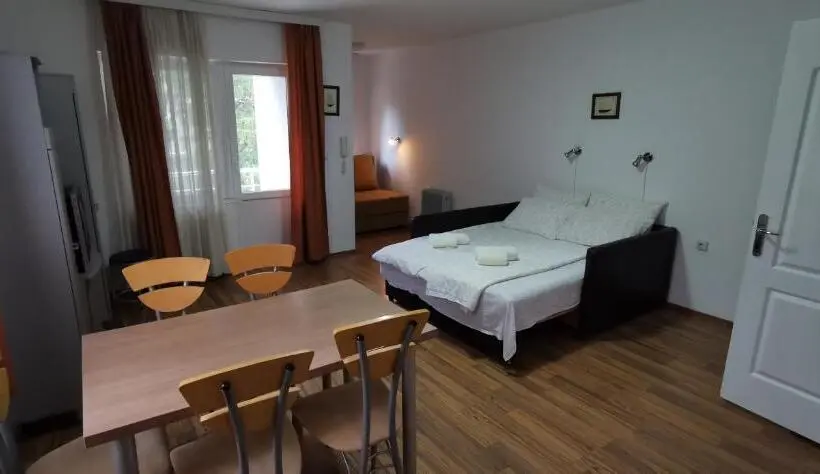 سوییت خانوادگی, Apartments Banjica