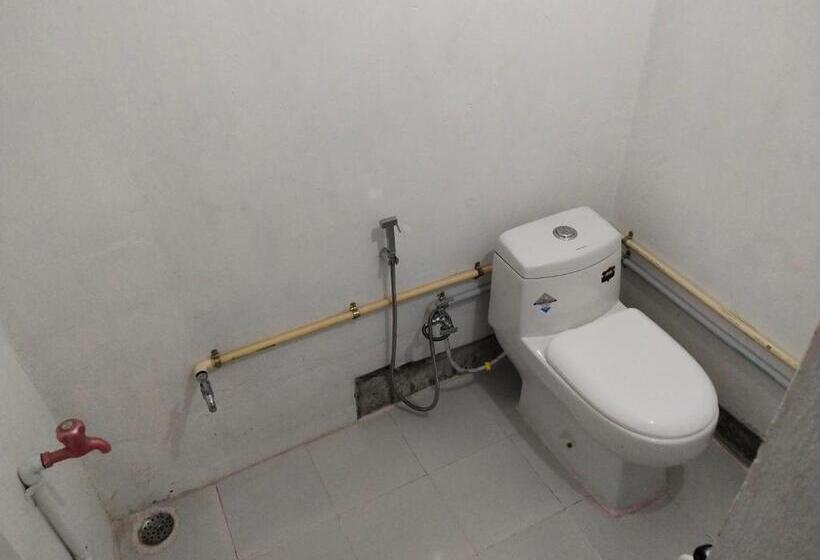 스탠다드 싱글 룸, Mayurapriya Inn