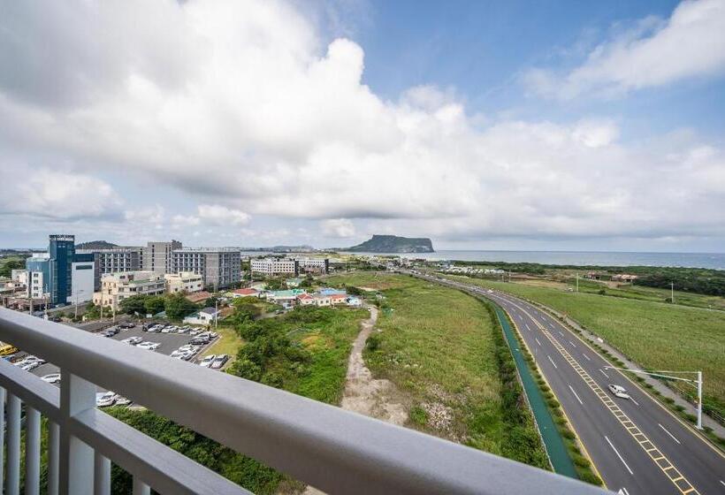 Семейный Номер Deluxe, Jeju Seongsan Golden View