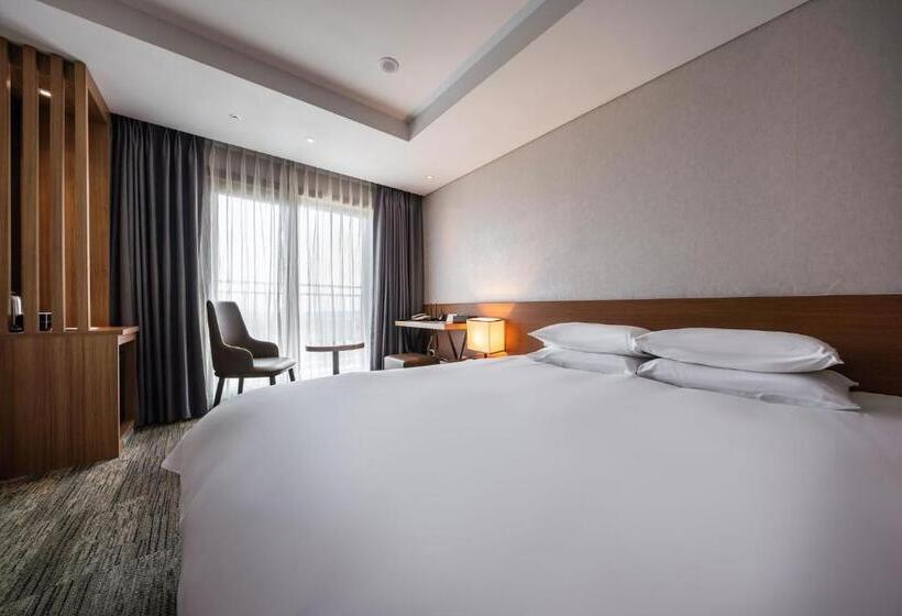 Номер Deluxe Кровать Кинг, Jeju Seongsan Golden View