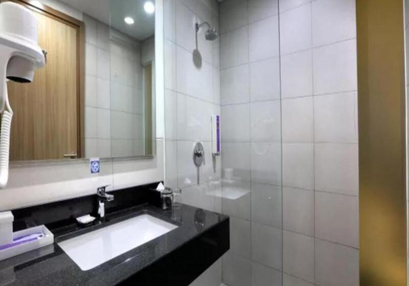 Номер Superior, Quest Prime Cikarang By Aston