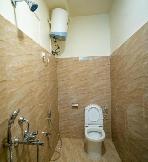 اتاق سوپریور با تخت بزرگ, Slackpackr Hyderabad