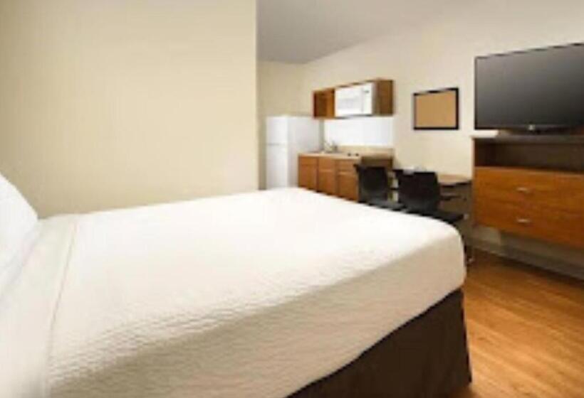 디럭스 룸, Crimson Lotus Bangalore