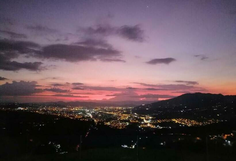 스탠다드 룸 산 전망, Entre Lomas