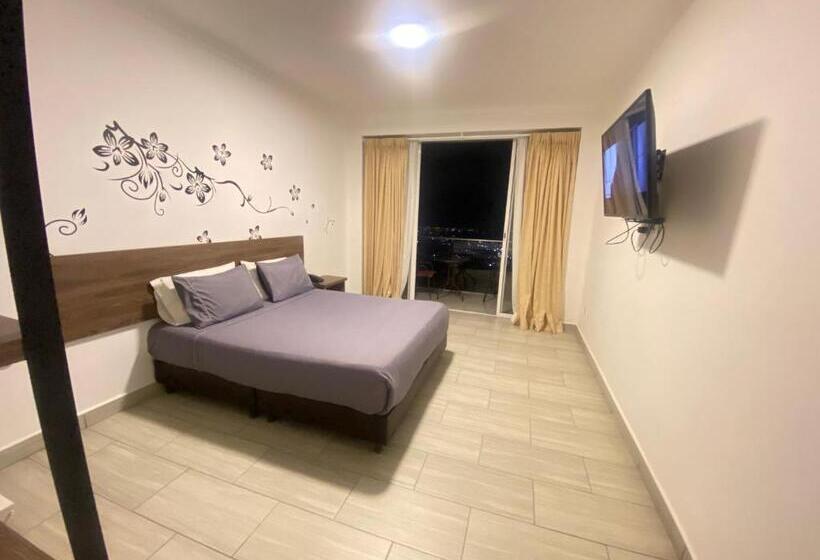 스탠다드 발코니 룸, Entre Lomas