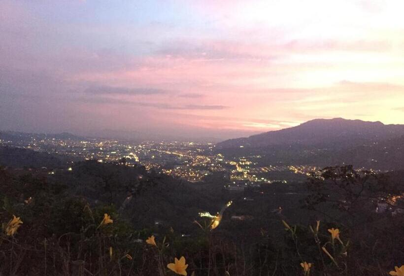 스탠다드 발코니 룸, Entre Lomas