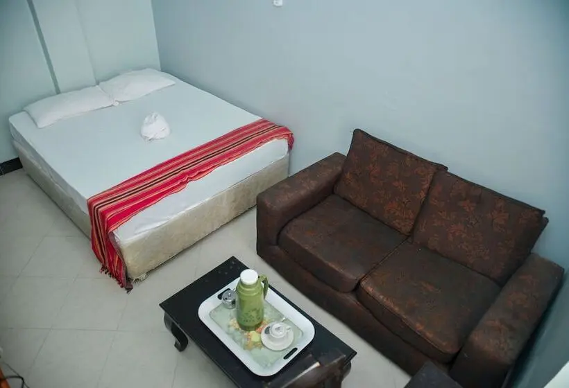 اتاق استاندارد, Royal Crown Kbg