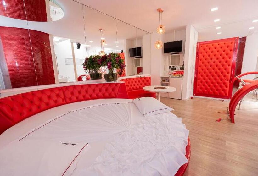 スーペリアースイート, Motel Kalahari