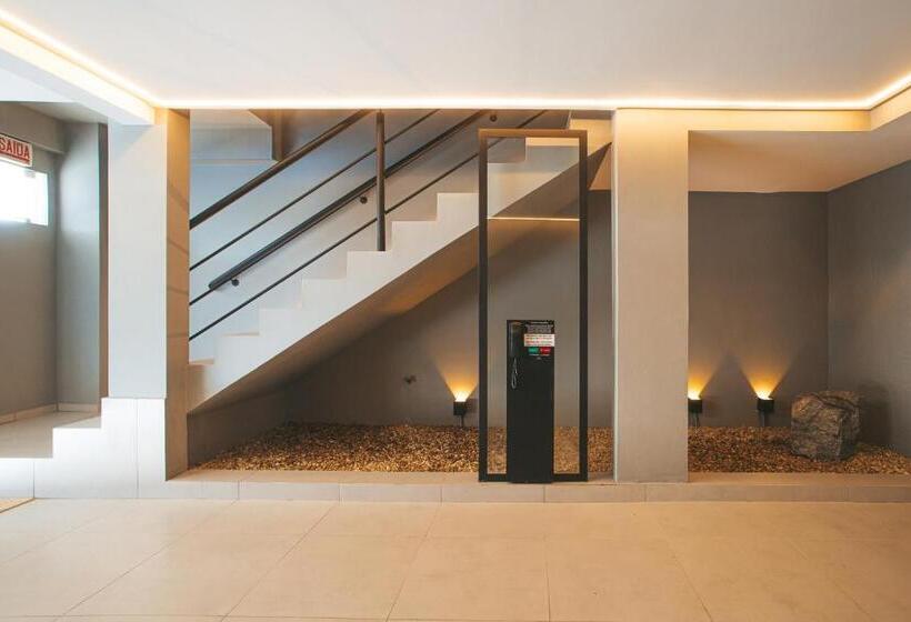 キングサイズベッドのスイートルーム, Motel Kalahari