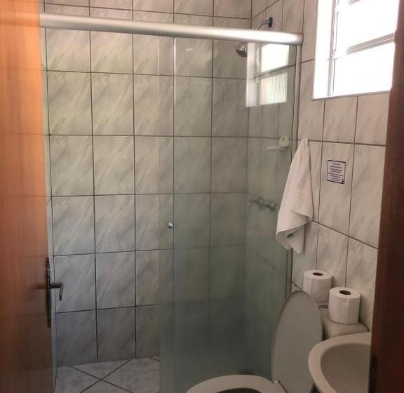 Economy Quadruple Room, Pousada Atibaia