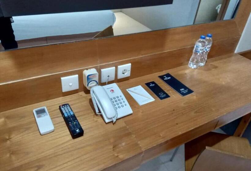 Habitació Estàndard, Nite & Day Mdc Gadog