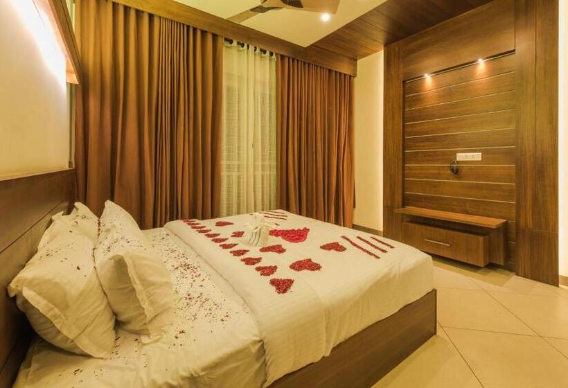 Номер Deluxe Кровать Кинг, Trivers Resort Munnar