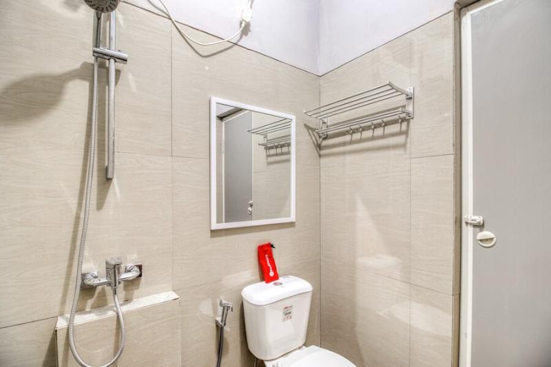 标准间, Reddoorz Near Malioboro Tugu Station Jogja 2