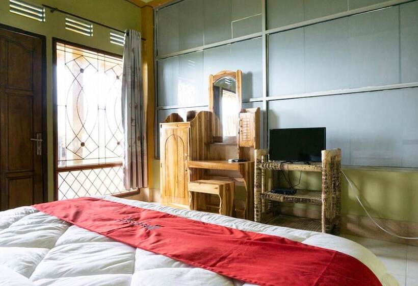 غرفة ديلوكس, Reddoorz Near Senaru Rinjani