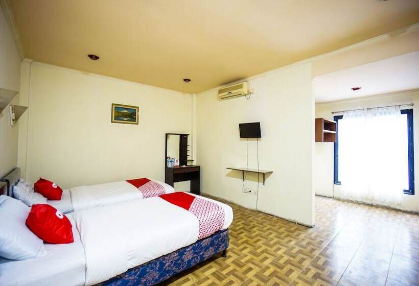 غرفة ديلوكس, Oyo 2217 Galaxy