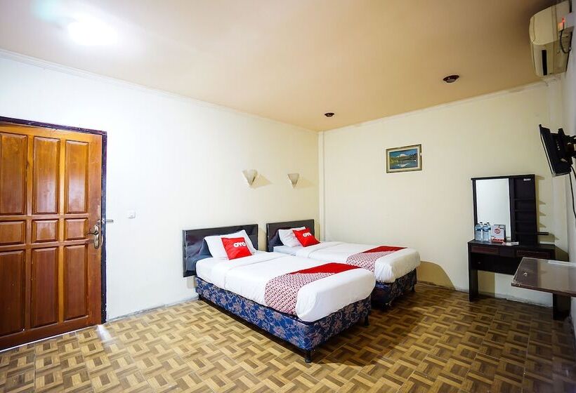 غرفة ديلوكس, Oyo 2217 Galaxy