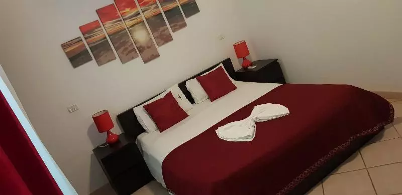 سوئیت اجرایی با تخت کینگ, Best Western Plus Orchid Hotel & Suites