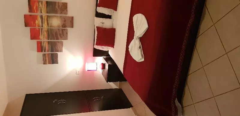 سوئیت اجرایی با تخت کینگ, Best Western Plus Orchid Hotel & Suites