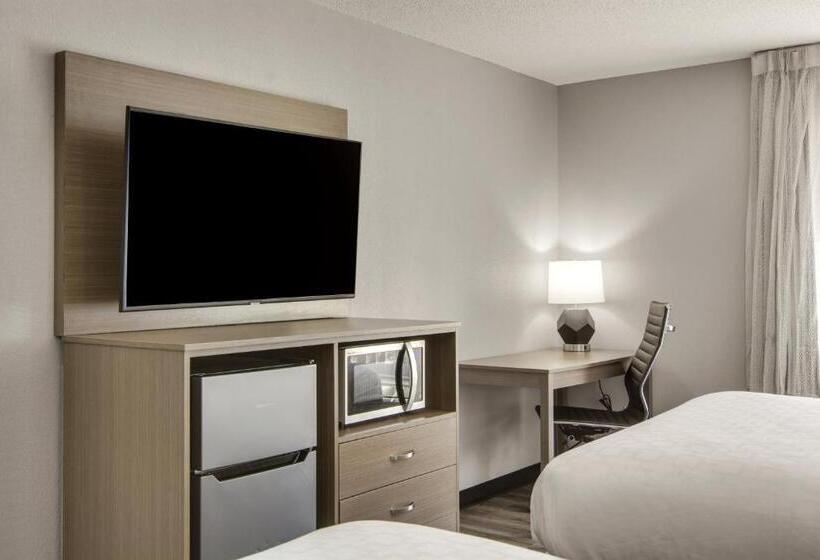 Стандартный Номер Кровать Кинг, Clarion Pointe On The Lake Clarksvillesouth Hill West