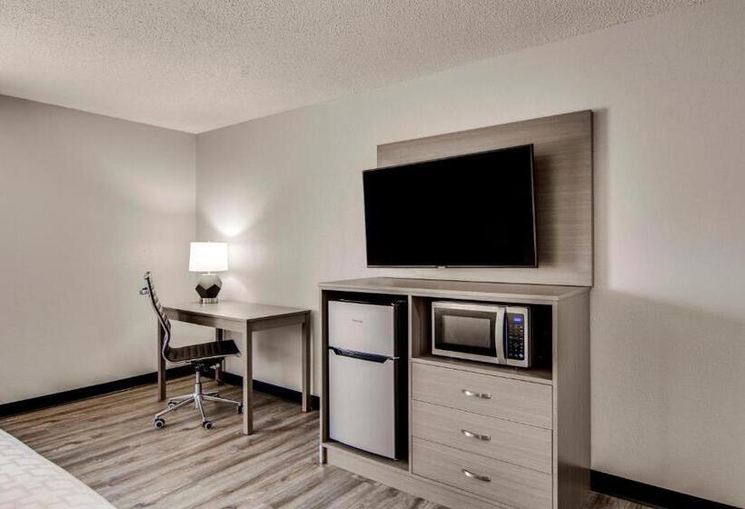 Номер Стандарт, Clarion Pointe On The Lake Clarksvillesouth Hill West