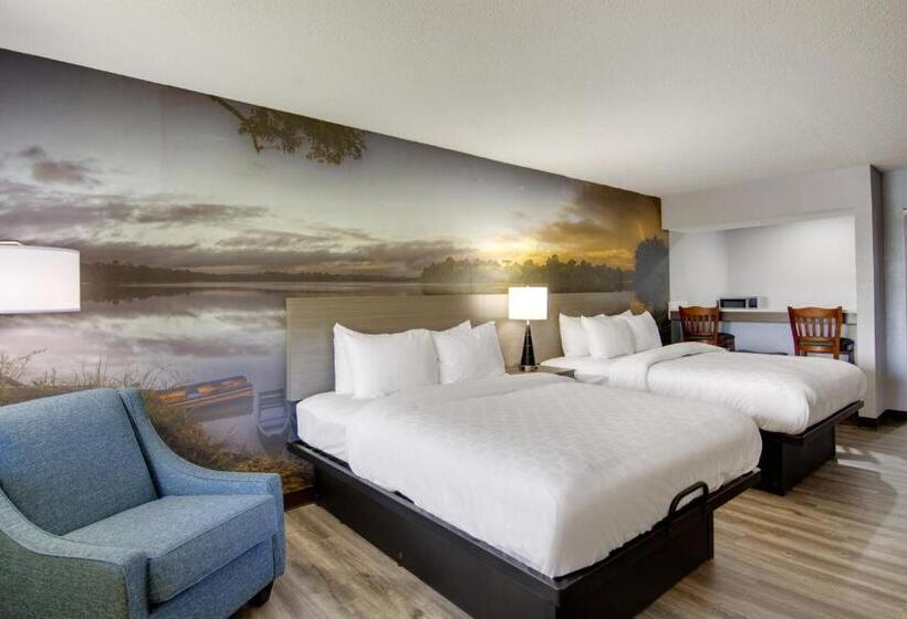 Номер Стандартный Кровать Куин, Clarion Pointe On The Lake Clarksvillesouth Hill West