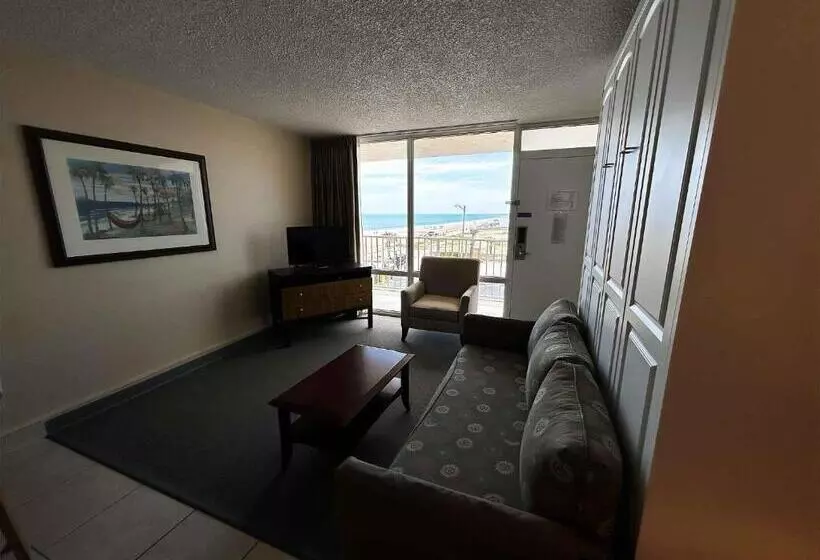 スタンダードスタジオ, Outrigger Beach Club Resort