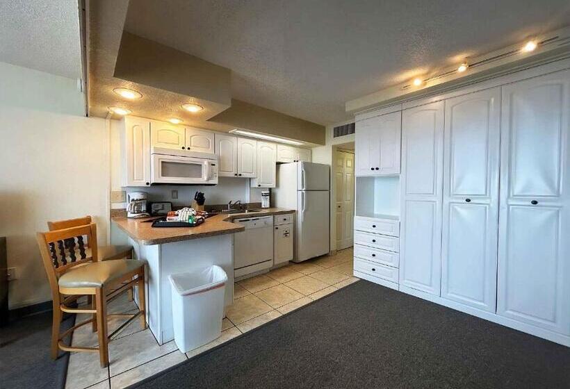 إستوديو ديلوكس, Outrigger Beach Club Resort