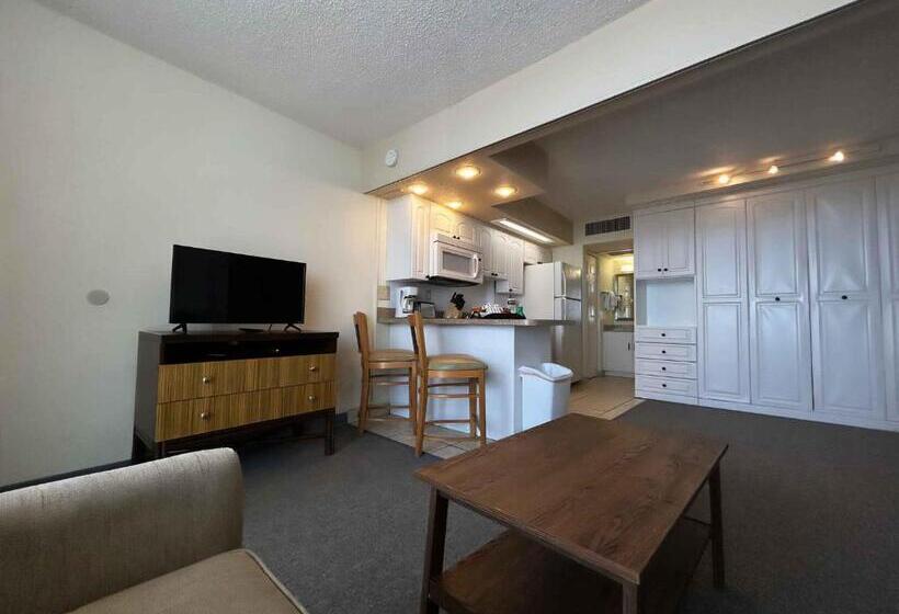 إستوديو ديلوكس, Outrigger Beach Club Resort