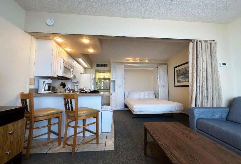 إستوديو ديلوكس, Outrigger Beach Club Resort