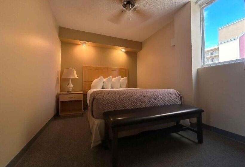 جناح إدارى, Outrigger Beach Club Resort