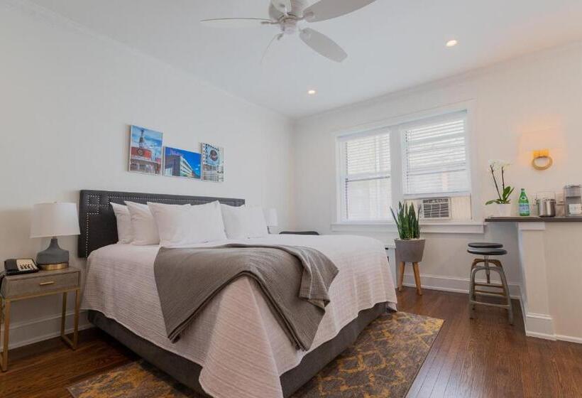 اتاق پرمیوم, The Plaza Hotel   Milwaukee