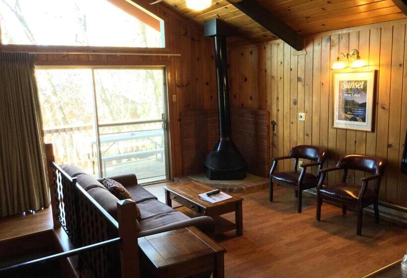 豪华房间, The Pines Resort & Conference Center