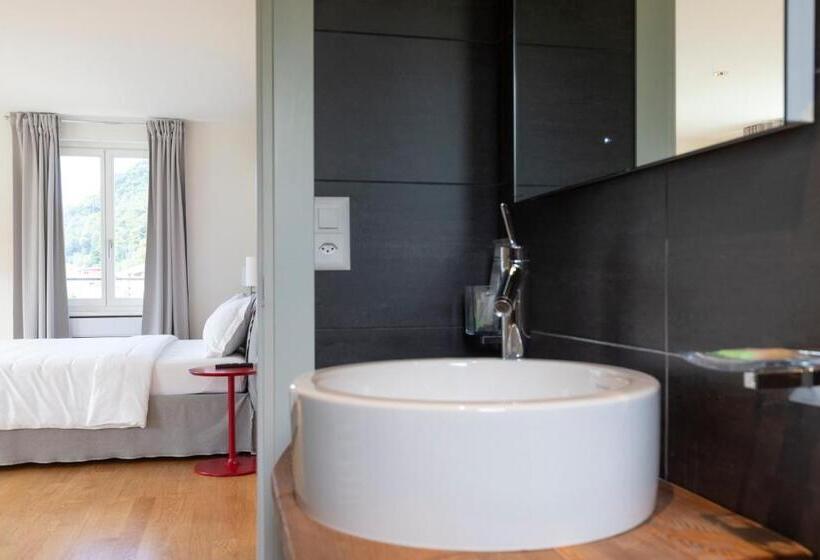 Suite with lake view, Lac