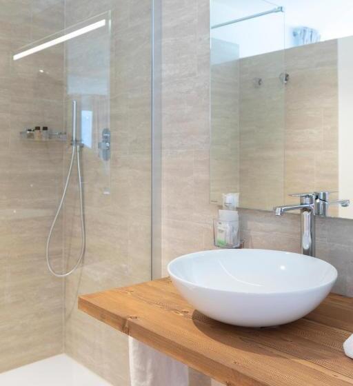 Suite with lake view, Lac