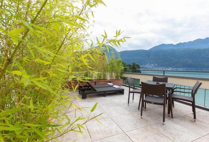 Suite with lake view, Lac