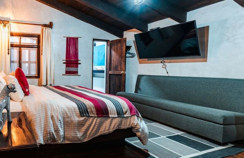 اتاق لوکس, Yox Hotel Boutique