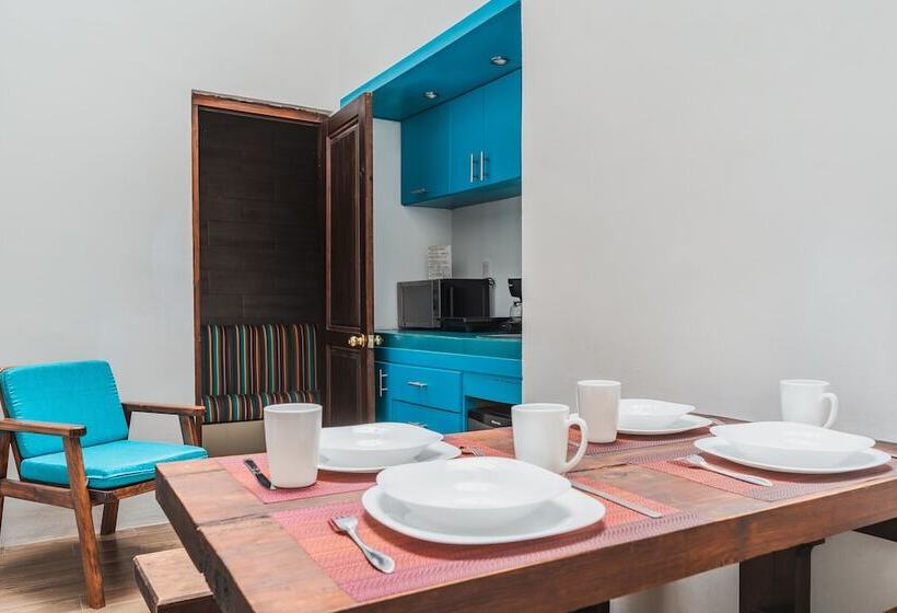 سوییت جونیور, Yox Hotel Boutique