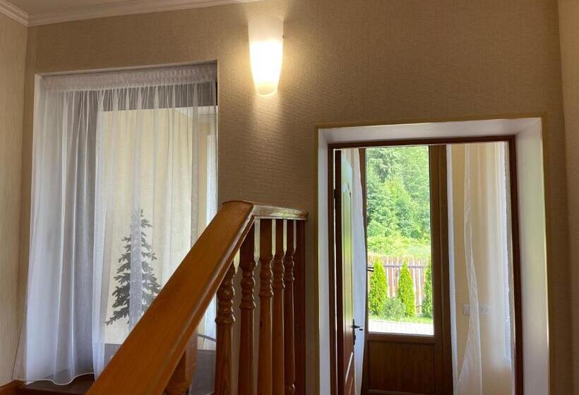 آپارتمان 1 خوابه, Totem