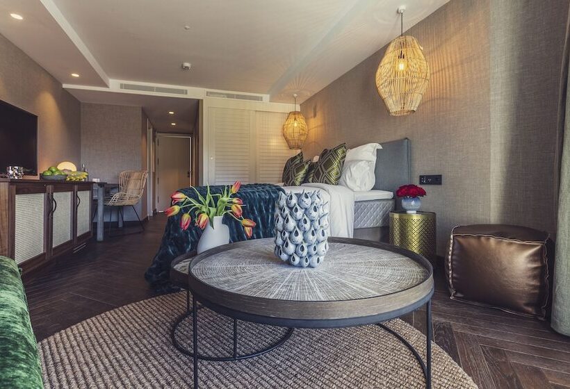 غرفة سوبيريور, Boho Club