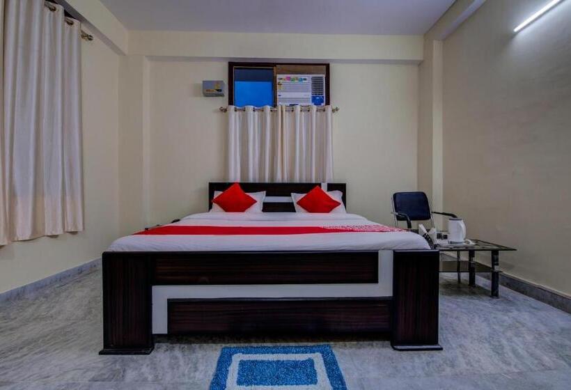 اتاق کلاسیک سه تخته, Super Hotel O Rajbanshi Nagar