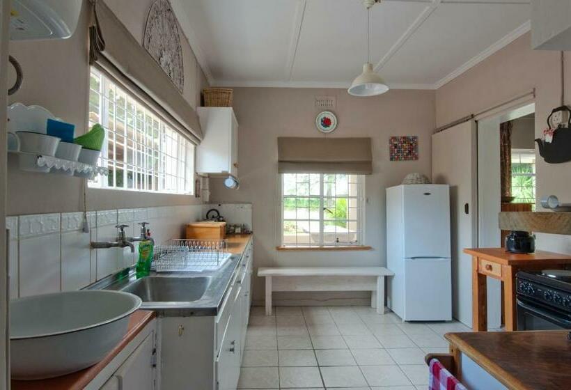 غرفة قياسية مطلة على الجبل, Belfield Wines And Farm Cottages