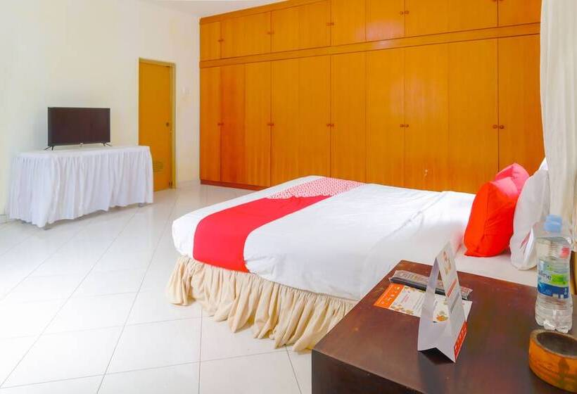 标准间, Reddoorz Syariah Near Ragunan Zoo 3