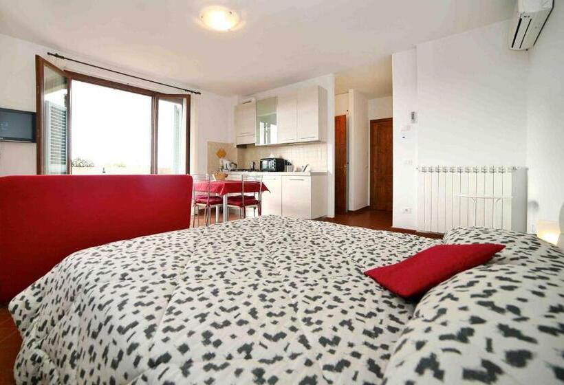 סטודיו סטנדרט עם מרפסת, La Compagnia Del Chianti