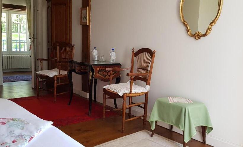 חדר סטנדרט נוף להרים, Bidachuna