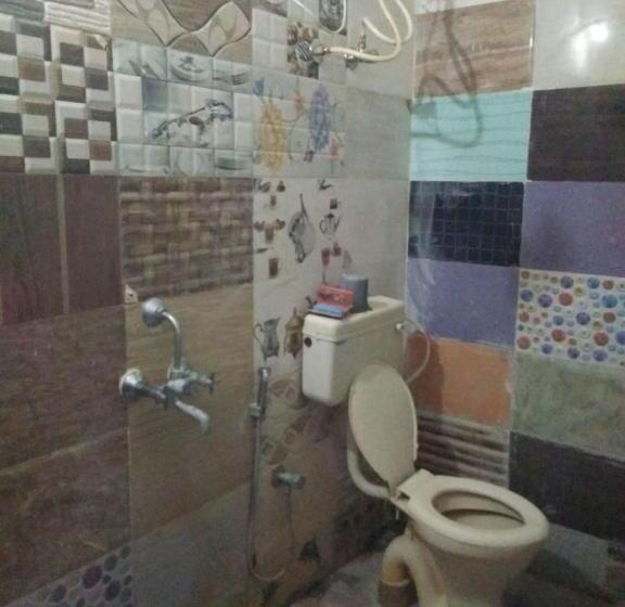 חדר סטנדרט יחיד, Professionals Pride Pg