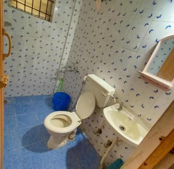 חדר סטנדרט לשלושה, Professionals Pride Pg