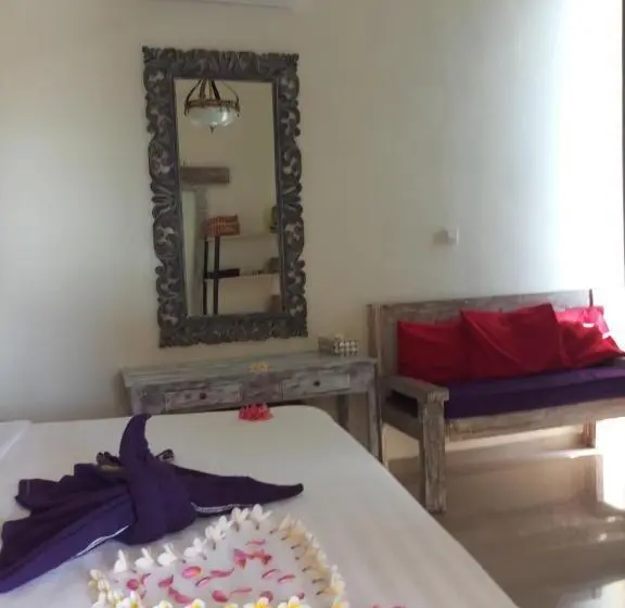 سوئیت 2 خوابه, Waenis Sunset View Hotel And Restaurant, Amed, Bali