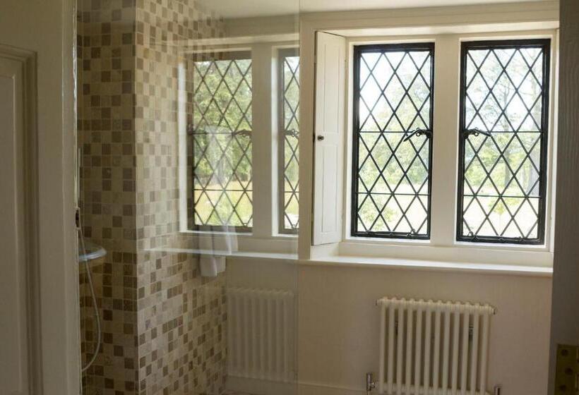 سوییت سوپریور, Florence Nightingale Suites At Lea Hurst