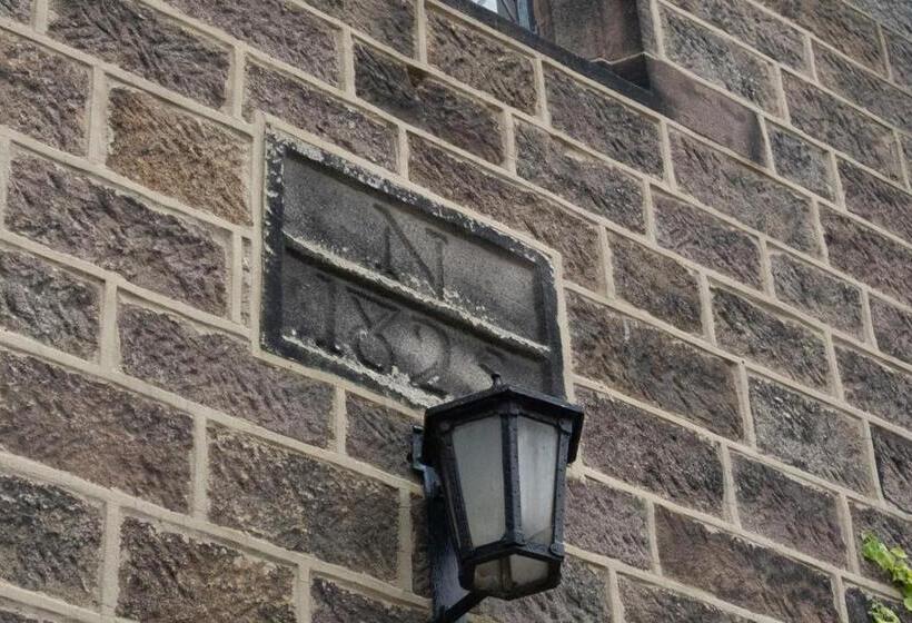 اتاق لوکس با تخت بزرگ, Florence Nightingale Suites At Lea Hurst